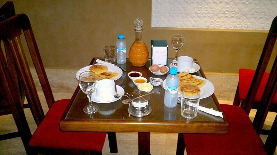 Hotel Rama Oued Laou Exteriör bild