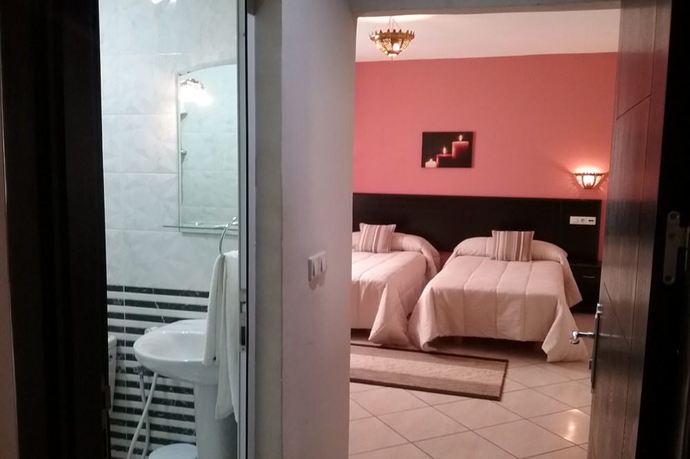 Hotel Rama Oued Laou Exteriör bild