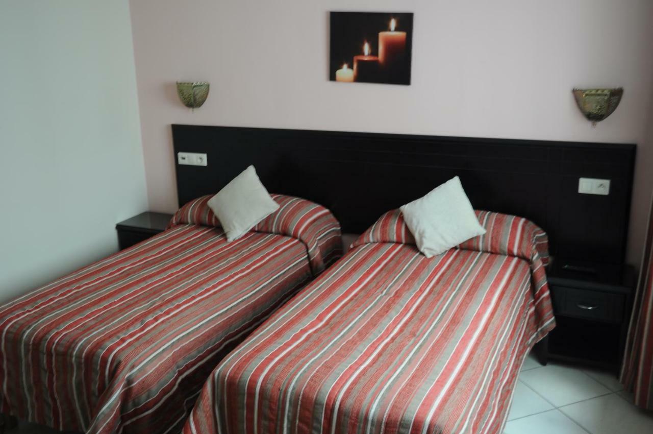 Hotel Rama Oued Laou Exteriör bild